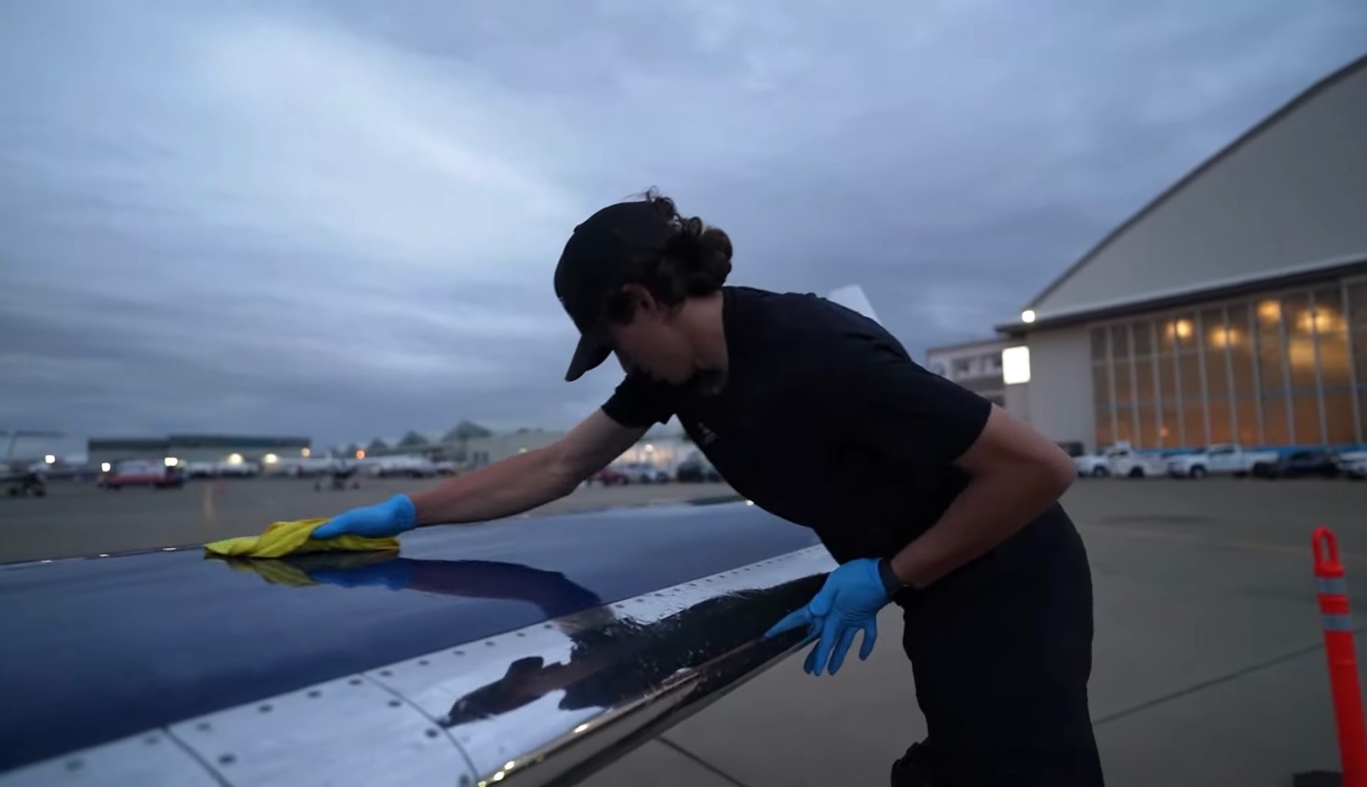 Detailed surface finish on a private aircraft