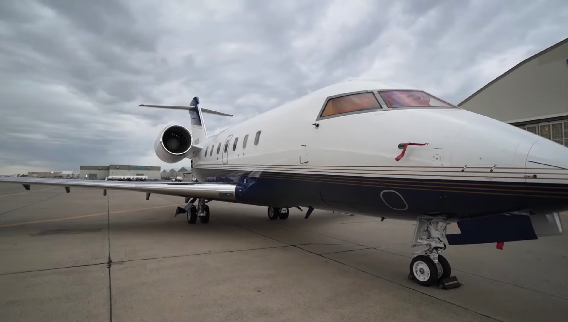 Private jet detailed on the tarmac at an Orlando executive airport